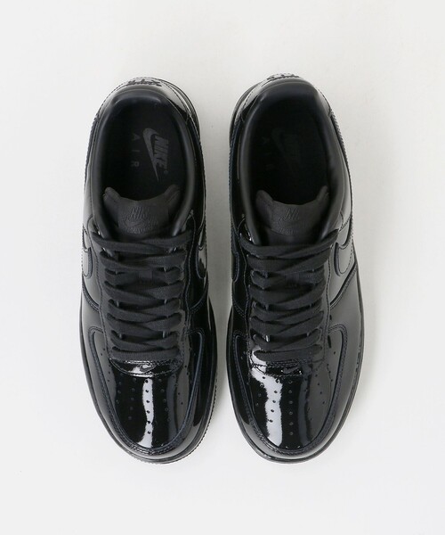 NIKE（ナイキ）の「＜NIKE＞AIR FORCE 1 07 PRM スニーカー（スニーカー・メンズ・ブラック/ホワイト・27cm/26cm/26.5cm/28cm/27.5cm）」の4枚目の写真