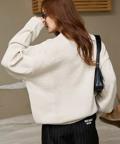 MARY QUANT(マリークワント)の「MARY QUANT × PUBLUX/マリークワント 別注 レース 異素材 ドッキング デイジー ニット 限定展開(ニット/セーター・レディース・グレー/チャコールグレー/ネイビー/オフホワイト・フリ-)」の10枚目の写真