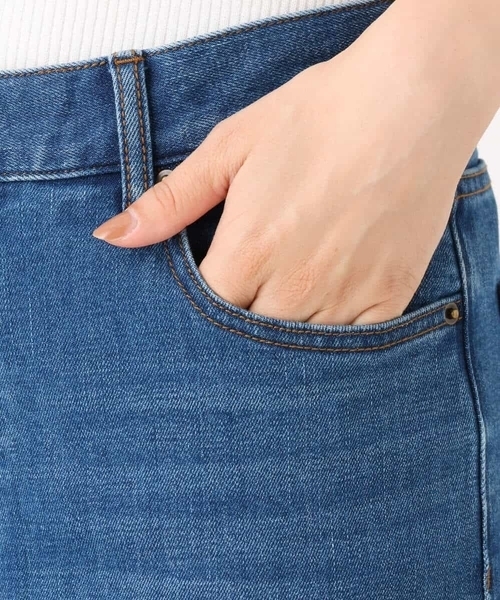MK MICHEL KLEIN（エムケーミッシェルクラン）の「[洗える]11ozデニム ワイドストレートパンツ（デニムパンツ・レディース・ネイビー/ブルー・36/38/40）」の9枚目の写真