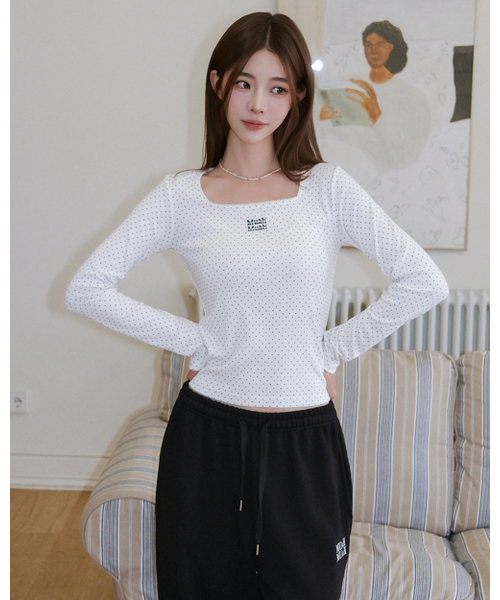 muahmuah（ムーアムーア）の「スクエアネック ドットロングスリーブ [ホワイト]（Tシャツ/カットソー・レディース・その他・FREE）」の5枚目の写真