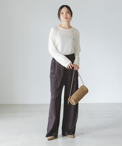 Noble(ノーブル)の「《NOBLE別注》オリジナルバックストラップヒール(スウェード)(パンプス・レディース・ナチュラル・22.5cm/23cm/23.5cm/24cm/24.5cm/25cm)」の2枚目の写真