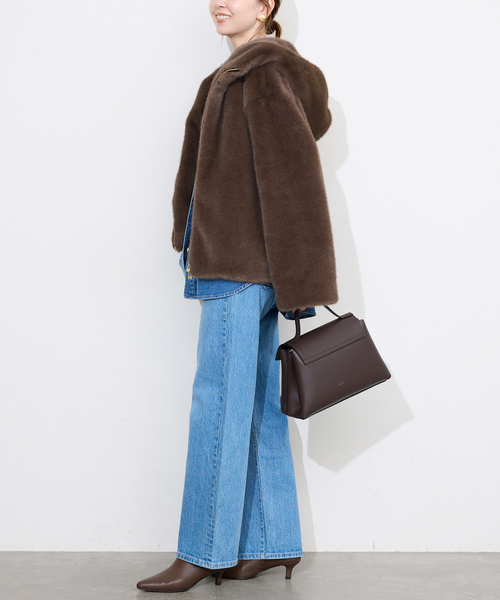 SLOBE IENA(スローブイエナ)の「《WEB限定/追加》FAKEファーフードブルゾン(その他アウター・レディース・ベージュ/ブラウン・FREE)」の14枚目の写真