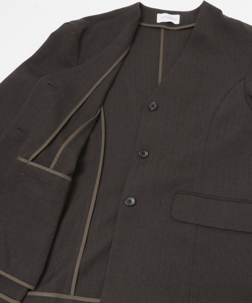 URBAN RESEARCH(アーバンリサーチ)の「new basic WOOL LINEN SILK JACKET(ノーカラージャケット・レディース・ブラウン・38/36)」の5枚目の写真
