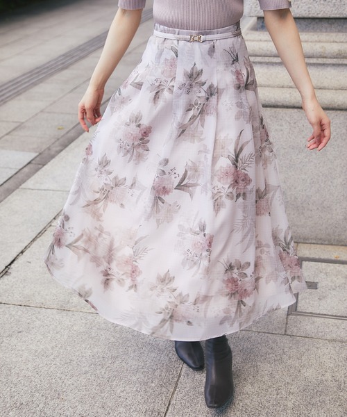 tocco closet(トッコ クローゼット)の「ストーン付きベルテッドシアーフラワーチェックタックスカート(スカート・レディース・ピンクベージュ/モカ・M)」の15枚目の写真