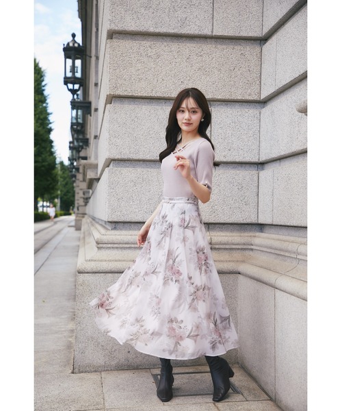 tocco closet(トッコ クローゼット)の「ストーン付きベルテッドシアーフラワーチェックタックスカート(スカート・レディース・ピンクベージュ/モカ・M)」の20枚目の写真