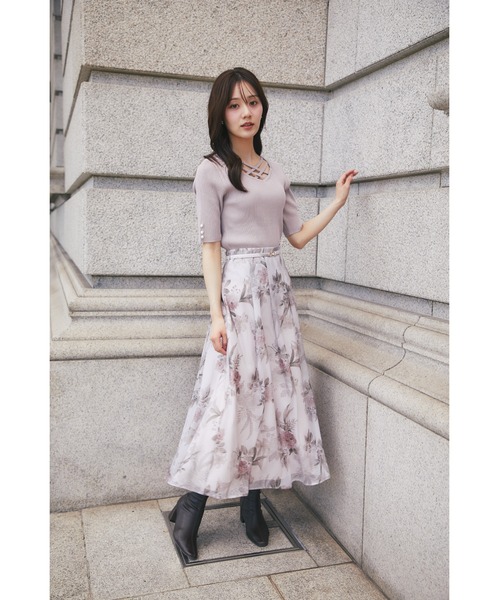 tocco closet(トッコ クローゼット)の「ストーン付きベルテッドシアーフラワーチェックタックスカート(スカート・レディース・ピンクベージュ/モカ・M)」の19枚目の写真