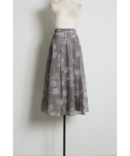 tocco closet(トッコ クローゼット)の「ストーン付きベルテッドシアーフラワーチェックタックスカート(スカート・レディース・ピンクベージュ/モカ・M)」の12枚目の写真