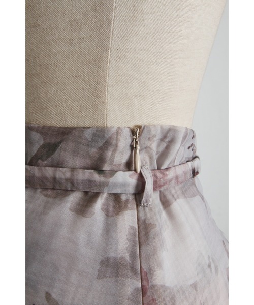tocco closet(トッコ クローゼット)の「ストーン付きベルテッドシアーフラワーチェックタックスカート(スカート・レディース・ピンクベージュ/モカ・M)」の7枚目の写真