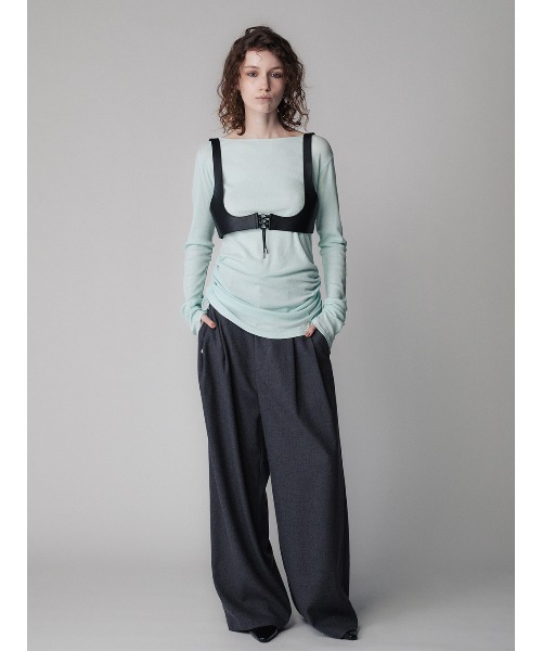 ELCHELE(エルチェレ)の「DOUBLE WAIST PANTS(スラックス・レディース・ブラック/ヘザーグレー/キャメル・38/36)」の8枚目の写真