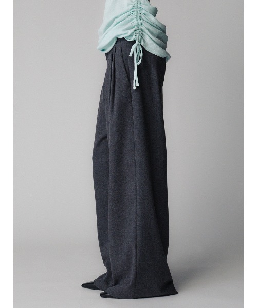 ELCHELE(エルチェレ)の「DOUBLE WAIST PANTS(スラックス・レディース・ブラック/ヘザーグレー/キャメル・38/36)」の5枚目の写真