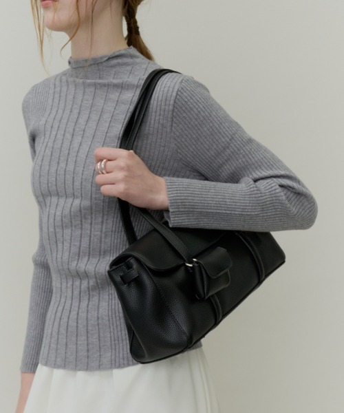 Plumel(プルメル)の「Eco Leather Long Handle Bag with Pouch / ミニポーチ付きロングハンドルレザーバッグ(ショルダーバッグ・レディース・ベージュ/ブラック・FREE)」の11枚目の写真