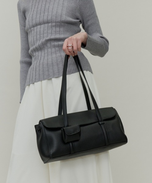 Plumel(プルメル)の「Eco Leather Long Handle Bag with Pouch / ミニポーチ付きロングハンドルレザーバッグ(ショルダーバッグ・レディース・ベージュ/ブラック・FREE)」の12枚目の写真