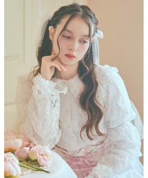 Melty sailor lace blouse