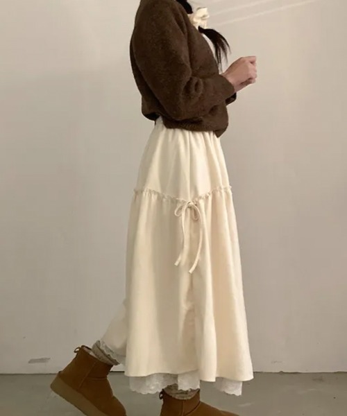 Emilie(エミリー)の「サイドリボン レースレイヤードロングスカート(スカート・レディース・ネイビー/クリーム/チャコールグレー/ブラック・FREE)」の9枚目の写真
