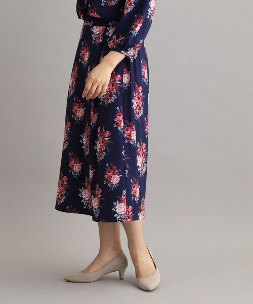 LAURA ASHLEY(ローラアシュレイ)の「【ジャージ素材/洗える/同柄アイテムあり】チスウィック柄スカート(スカート・レディース・ネイビー系・38/40)」の11枚目の写真