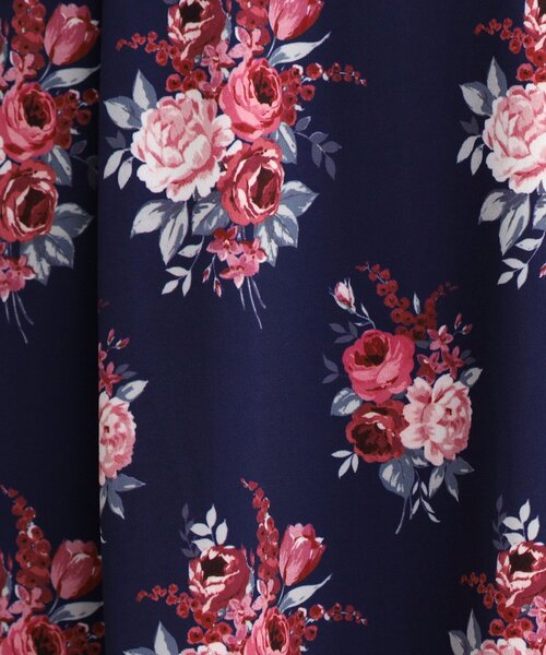 LAURA ASHLEY(ローラアシュレイ)の「【ジャージ素材/洗える/同柄アイテムあり】チスウィック柄スカート(スカート・レディース・ネイビー系・38/40)」の8枚目の写真