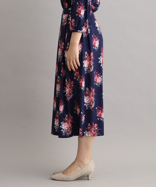 LAURA ASHLEY(ローラアシュレイ)の「【ジャージ素材/洗える/同柄アイテムあり】チスウィック柄スカート(スカート・レディース・ネイビー系・38/40)」の6枚目の写真
