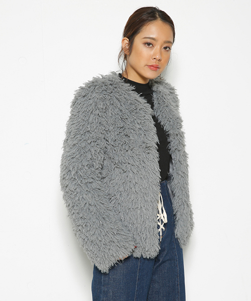 SLY（スライ）の「FLUFFY COAT2（その他アウター・レディース・グレー/オフホワイト/ベージュ・1/2）」の2枚目の写真