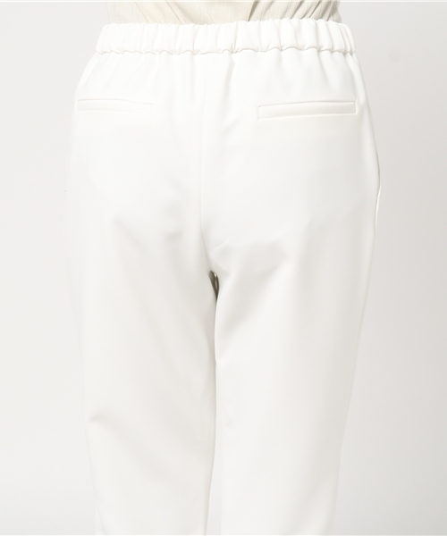 un dix cors（アンディコール）の「ダブルクロスイージーパンツ（スラックス・レディース・ライトベージュ/ホワイト/ライトグレー/ネイビー・38/36）」の10枚目の写真