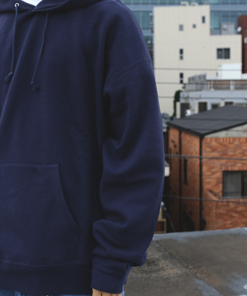 FREAK'S STORE（フリークスストア）の「WEB限定 スーパービッグ 12ozヘビーウェイトスウェット プルオーバーパーカー（パーカー・メンズ・ベージュ/ネイビー/ブラック/ラベンダー/ホワイト/グレー/テラコッタ/ライム/パープル・SMALL/LARGE/MEDIUM）」の11枚目の写真