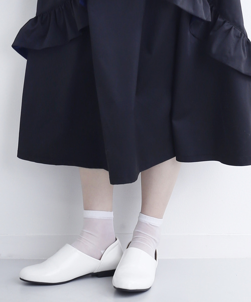 merlot plus(メルロープリュス)の「サイドカットローファー000-9489(パンプス・レディース・ブラック/ブラウン/レッド/キャメル/ホワイト・LL/S/M/L)」の1枚目の写真