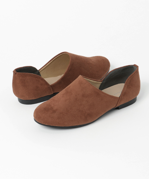 merlot plus(メルロープリュス)の「サイドカットローファー000-9489(パンプス・レディース・ブラック/ブラウン/レッド/キャメル/ホワイト・LL/S/M/L)」の4枚目の写真