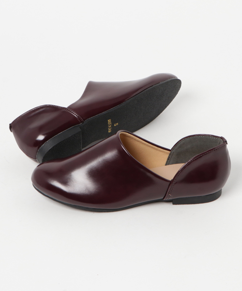 merlot plus(メルロープリュス)の「サイドカットローファー000-9489(パンプス・レディース・ブラック/ブラウン/レッド/キャメル/ホワイト・LL/S/M/L)」の14枚目の写真