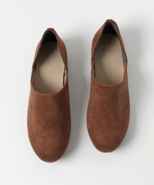 merlot plus(メルロープリュス)の「サイドカットローファー000-9489(パンプス・レディース・ブラック/ブラウン/レッド/キャメル/ホワイト・LL/S/M/L)」の18枚目の写真