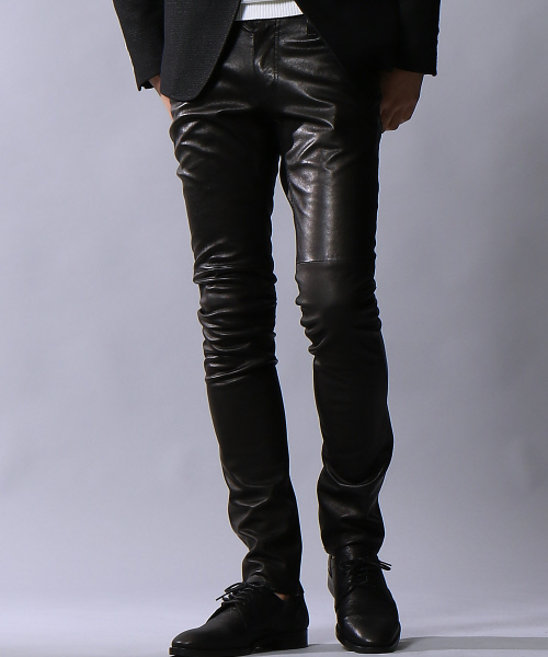 5351 POUR LES HOMMES（ゴーサンゴーイチプールオム）の「ゴートレザースリムストレートストレッチパンツ（その他パンツ・メンズ・ブラック・44/46/48）」の7枚目の写真