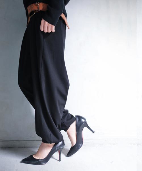 antiqua(アンティカ)の「デザインパンツ(その他パンツ・レディース・ブラック・FREE)」の4枚目の写真