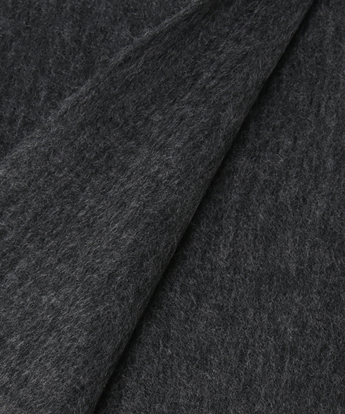 laboratory work（ラボラトリーワーク）の「ボリュームフリンジストール（ストール/ショール・レディース・レッド/ライトグレー/ブラック/ベージュ系その他・FREE）」の5枚目の写真