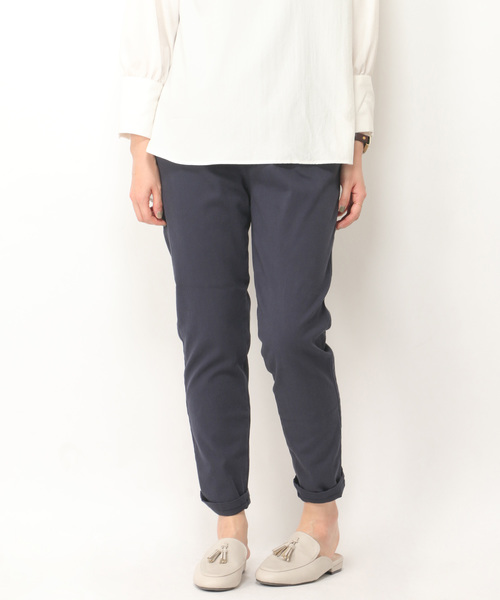 LBC（エルビーシー）の「コットンツイルテーパードパンツ              （その他パンツ・レディース・ベージュ/ネイビー・MEDIUM/LARGE）」の2枚目の写真