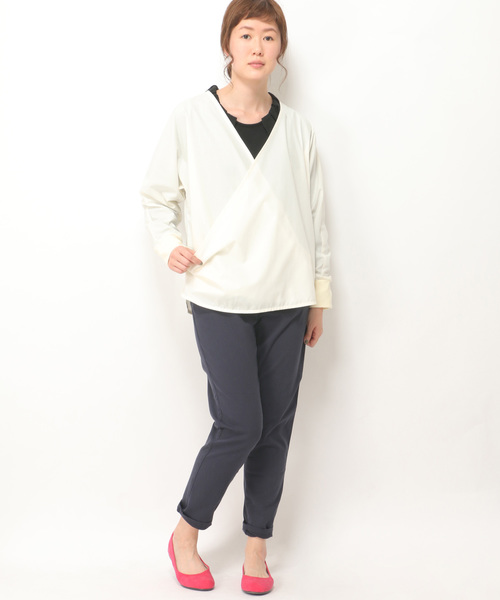 LBC（エルビーシー）の「コットンツイルテーパードパンツ              （その他パンツ・レディース・ベージュ/ネイビー・MEDIUM/LARGE）」の5枚目の写真