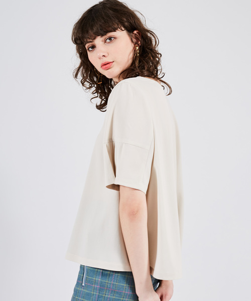 UNITED TOKYO（ユナイテッドトウキョウ）の「プリーツスリーブブラウス（シャツ/ブラウス・レディース・ホワイト/パープル/グレー/ベージュ/ブラック・1）」の9枚目の写真