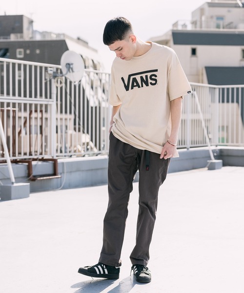 VANS(バンズ)の「VANS/ヴァンズ Classic Logo S/S T-shirts 半袖Tシャツ(Tシャツ/カットソー・メンズ・ホワイト/ブラック/ホワイト系その他/ホワイト×レッド/グリーン/ブラック×レッド/ホワイト×パープル/ベージュ・XL/M/L/S)」の14枚目の写真