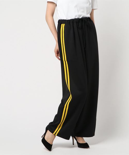 PUNYUS（プニュズ）の「ラインジャージパンツ（その他パンツ・レディース・ホワイト/レッド/イエロー・1/2/4/3）」の3枚目の写真