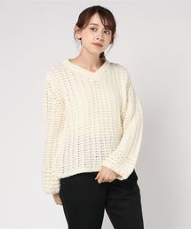 Ｖネックハンドニット