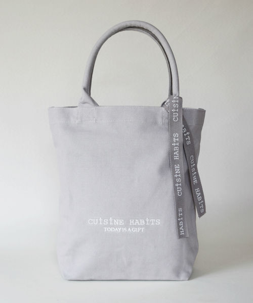 CUISINE HABITS（クイジーヌハビッツ）の「VERTICAL COTTON TOTE / コットントート（トートバッグ・レディース・ホワイト/ブラック/グレー/グレイッシュベージュ/ホワイト×ブラック・フリー）」の17枚目の写真