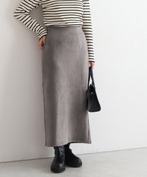 Pierrot（ピエロ）の「カットスエードタイトスカート　ノーマル（スカート）」
