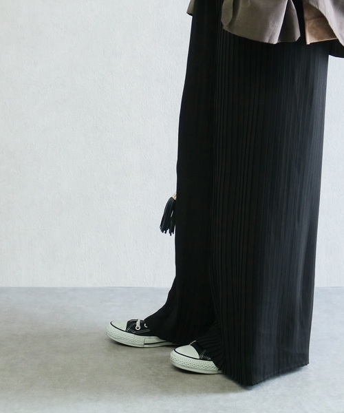 reca（レカ）の「プリーツワイドパンツ（その他パンツ・レディース・ブラック/グレイッシュベージュ/カーキ/ダークベージュ・M）」の7枚目の写真