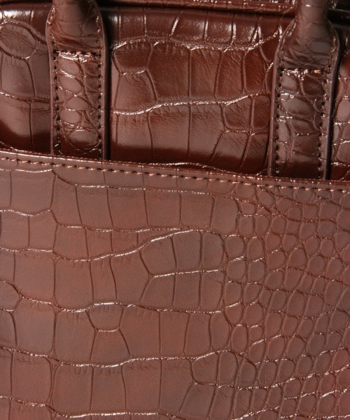 LOWRYS FARM（ローリーズファーム）の「スクエアミニボストンＢＡＧ　864743（ショルダーバッグ・レディース・ブラック/ブラウン・FREE）」の3枚目の写真