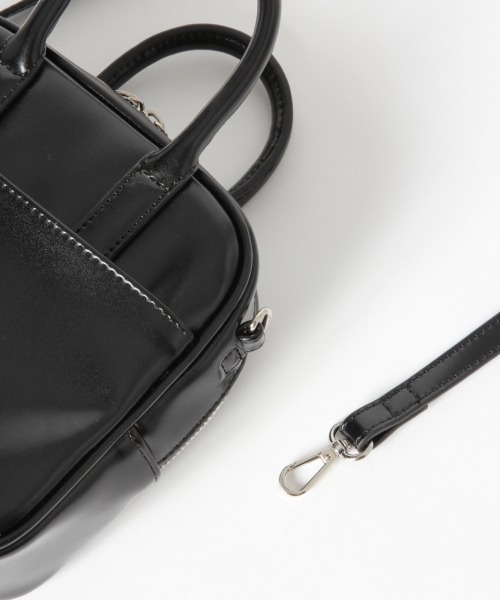 LOWRYS FARM（ローリーズファーム）の「スクエアミニボストンＢＡＧ　864743（ショルダーバッグ・レディース・ブラック/ブラウン・FREE）」の5枚目の写真