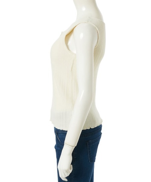 fifth（フィフス）の「ヘンリーネックカップ付きリブタンクトップ（キャミソール・レディース・ベージュ/アイボリー・MEDIUM）」の11枚目の写真