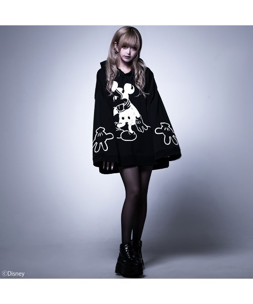 CIVARIZE【シヴァーライズ】ミッキー/ビッグパーカー CIVARIZE（シヴァーライズ）の「『CIVARIZE』『ディズニースペシャル