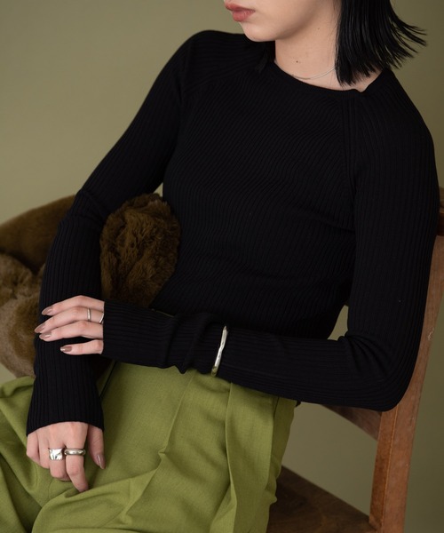 Aunt Marie's（アントマリーズ）の「ロングスリーブリブニット（ニット/セーター・レディース・アイボリー/ライトパープル/ブラック/グリーン・FREE）」の3枚目の写真