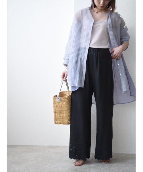 Eimee Law(エイミーロウ)の「カット刺繍リラックスパンツ(その他パンツ・レディース・ブラック/ライトベージュ・38)」の11枚目の写真