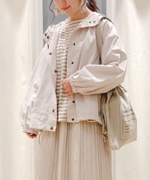 Samansa Mos2（サマンサ モスモス）の「脇リボンマウンテンパーカー（マウンテンパーカー・レディース・ブルー/キナリ/ベージュ/カーキ/イエロー・ﾌﾘ-）」の2枚目の写真