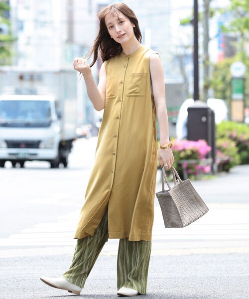 Ray BEAMS（レイビームス）の「Ray BEAMS / バックオープン ノースリーブ シャツワンピース（ワンピース・レディース・ナチュラル/イエロー系その他5・ONE SIZE）」の15枚目の写真