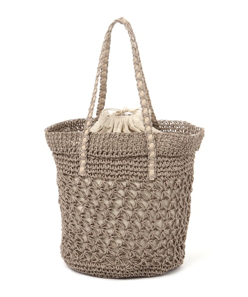 studio CLIP（スタディオクリップ）の「【キナリノ掲載商品】ペーパー透かし柄トートバッグ（かごバッグ・レディース・モカ/キャメル/グレー/レッド・FREE）」の5枚目の写真