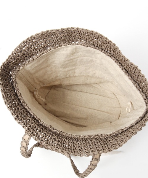 studio CLIP（スタディオクリップ）の「【キナリノ掲載商品】ペーパー透かし柄トートバッグ（かごバッグ・レディース・モカ/キャメル/グレー/レッド・FREE）」の6枚目の写真